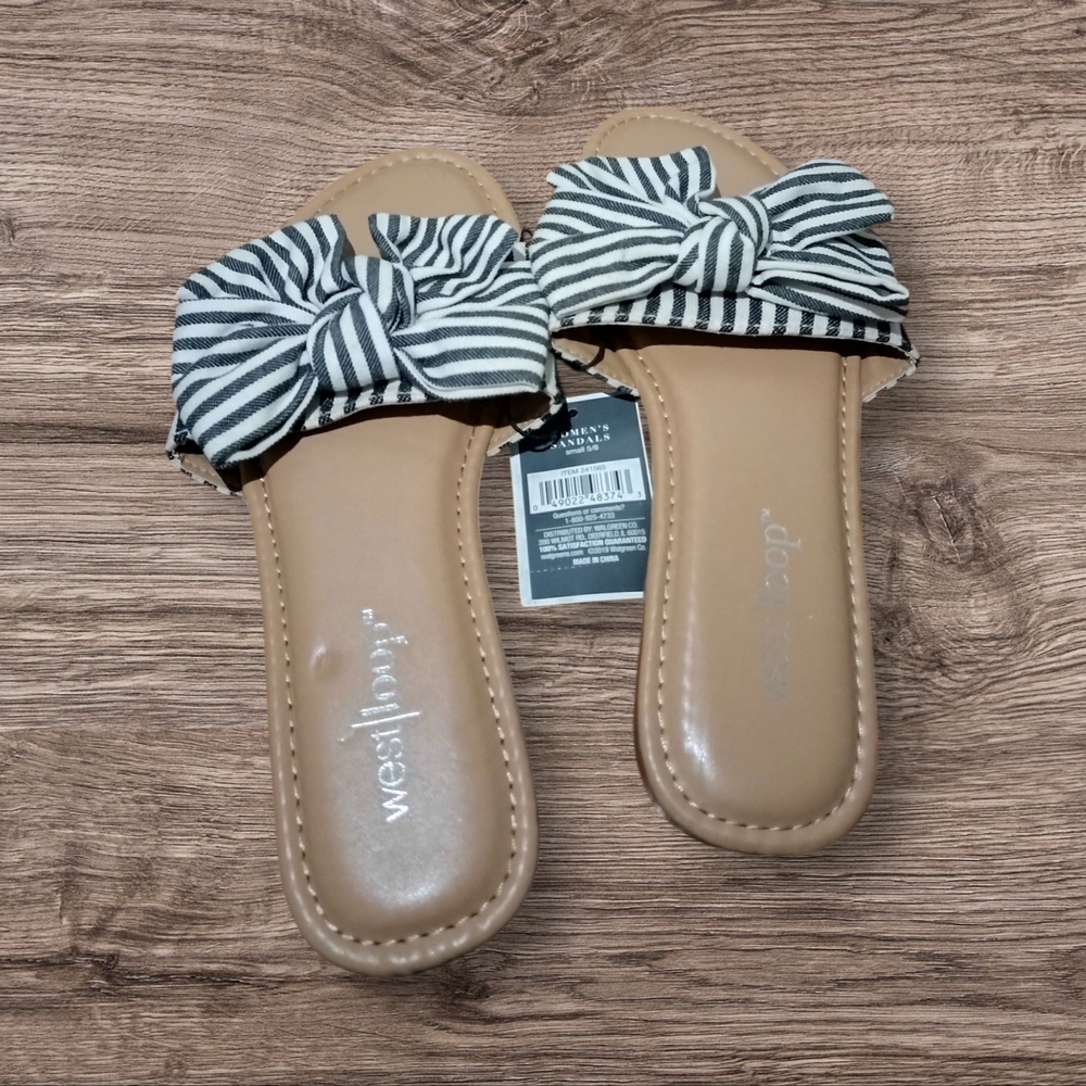 West Loop Women's Sandals Slides Cushioned Insoles Criss Cross Bow Size S 5/6